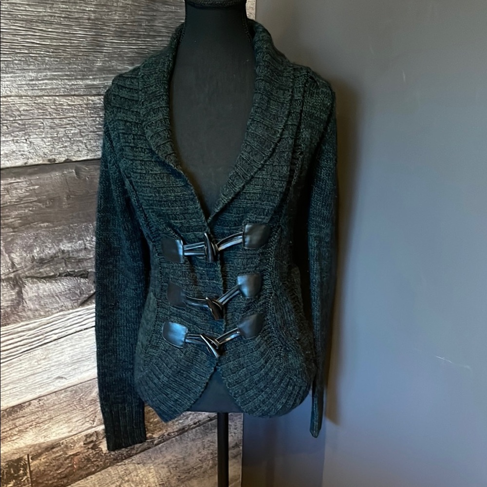 Dark green Knit Cardigan with Buckle Closures